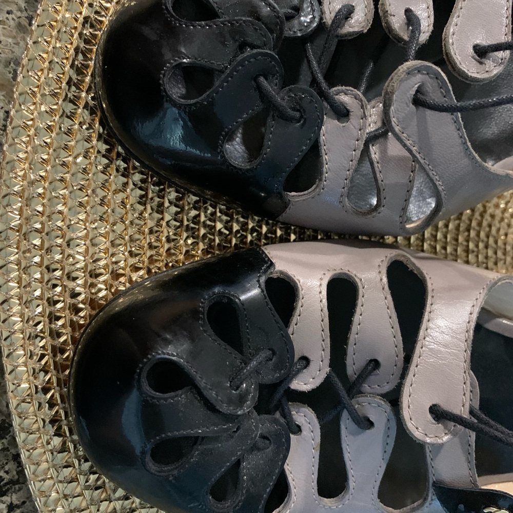 Coco Chanel lace up heels - Picture 10 of 16